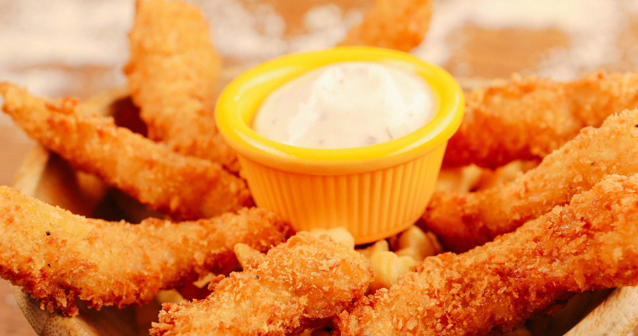 Te domowe nuggetsy zrobisz w moment / utkudemirsoy /123RF/PICSEL