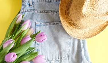 Te jeansy będą hitem wiosny. Szukaj w sieciówkach, zanim wszystkie wykupią 