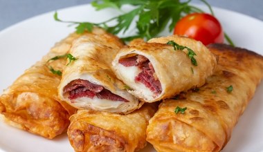 Te mięsne krokieciki to kulinarny majstersztyk. Wystarczy kęs, żeby się zakochać