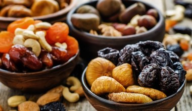 ​Te owoce zwykle zostają na świątecznym stole, a szkoda. Wspierają serce i jelita