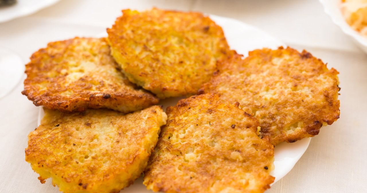 Te placki ziemniaczane z przepisu mojej babci nie mają sobie równych /caftor /123RF/PICSEL