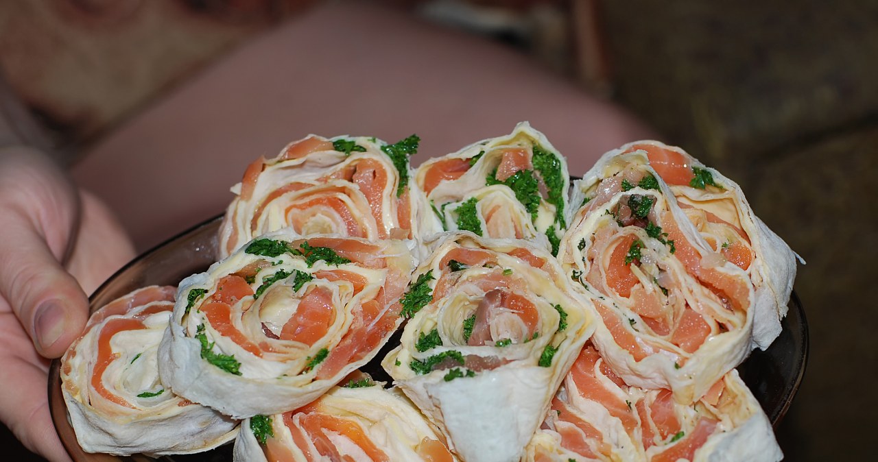 Te roladki sprawdzą się na sylwestra, ale też na święta /ingamiv /123RF/PICSEL