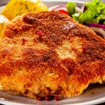 Te schabowe smakują jak u babci. Wystarczy 1 rzecz, by były chrupiące i soczyste