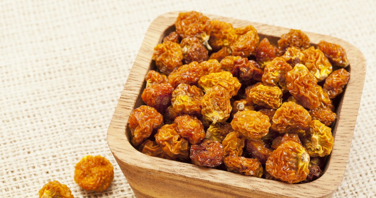 Te suszone jagody to nie tylko smaczna i egzotyczna przekąska, ale również skarbnica cennych składników odżywczych. /pixelsawy /123RF/PICSEL