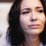 Te znaki zodiaku lubią dramatyzować. Rozpaczają z byle powodu