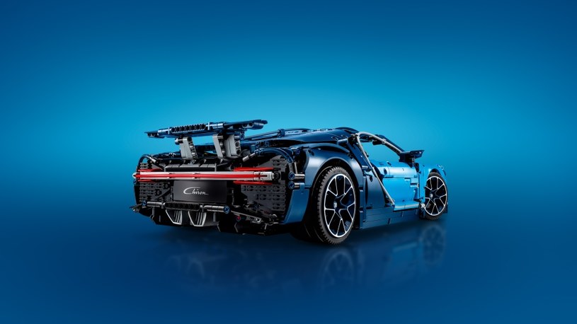 Technic 42083 Bugatti Chiron /materiały prasowe