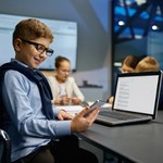 Technologia w szkole okiem belfra. Edukacja z duchem czasu czy zbędne gadżety?