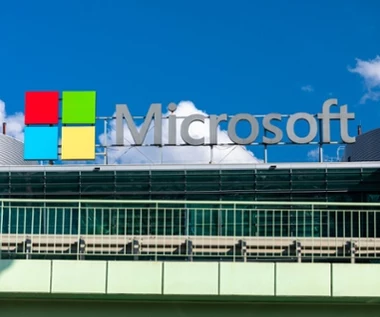 Technologiczny gigant znów zwalnia pracowników. Ile osób straci pracę?