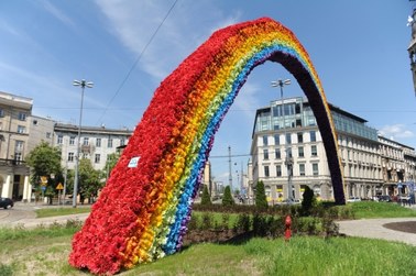 Tęcza z placu Zbawiciela znów podpalona