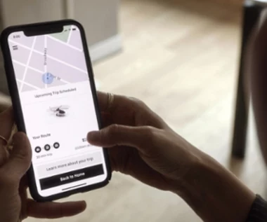 Tego Uber jeszcze nie oferował. Wycieczki helikopterem i rejsy łodzią