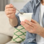 Tego związku większość mężczyzn zupełnie nie zna. Co ma nabiał do raka prostaty?