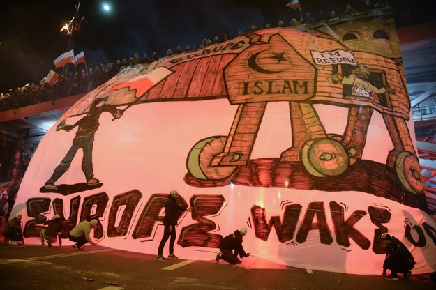 Tegoroczny Marsz Niepodległości został zorganizowany pod hasłem "My chcemy Boga" /Jacek Turczyk /PAP