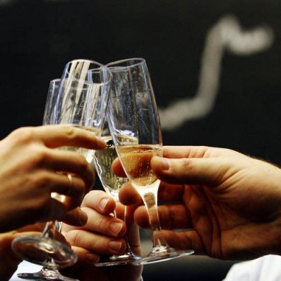 Tegoroczny szampan trafi na rynek dopiero w 2012 roku /AFP