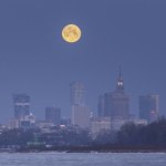 Tej nocy spójrz w niebo. Księżyc będzie większy i jaśniejszy niż zwykle