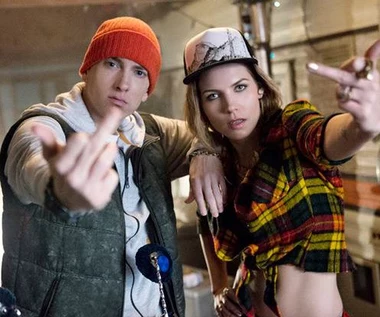 Teledysk Skylar Grey i Eminema dzieli odbiorców