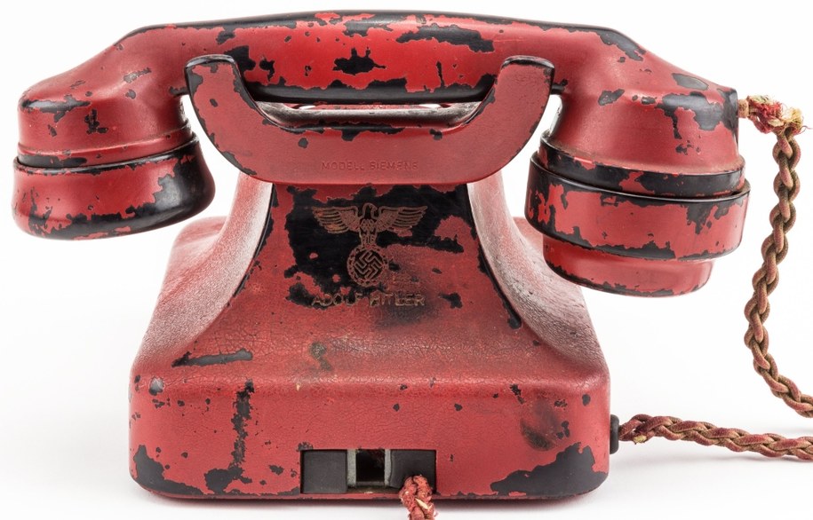 Telefon Hitlera sprzedany na aukcji /PAP/EPA/ALEDXANDER HISTORICAL AUCTIONS / HANDOUT /PAP/EPA