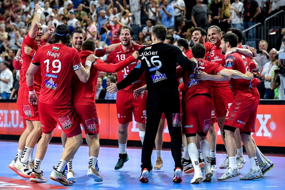 Telekom Veszpem  po meczu /Sascha Steinbach /PAP/EPA