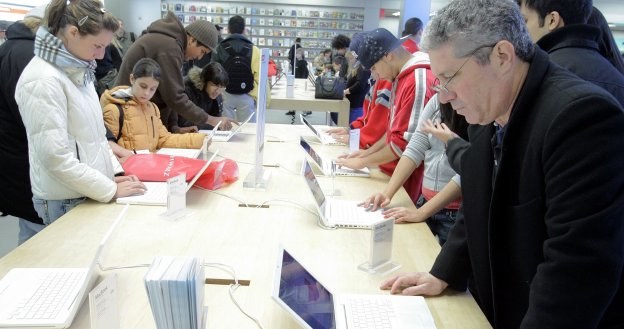 Telekomunikacja Polska wprowadza tańszą ofertę dostępu do internetu /AFP