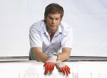Telewizja Showtime zamierza wyprodukować jeszcze 4 i 5 sezon "Dextera" /TVN