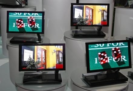 Telewizory OLED, pierwsze komercyjne odbiorniki tego typu zaprezentowało Sony /AFP