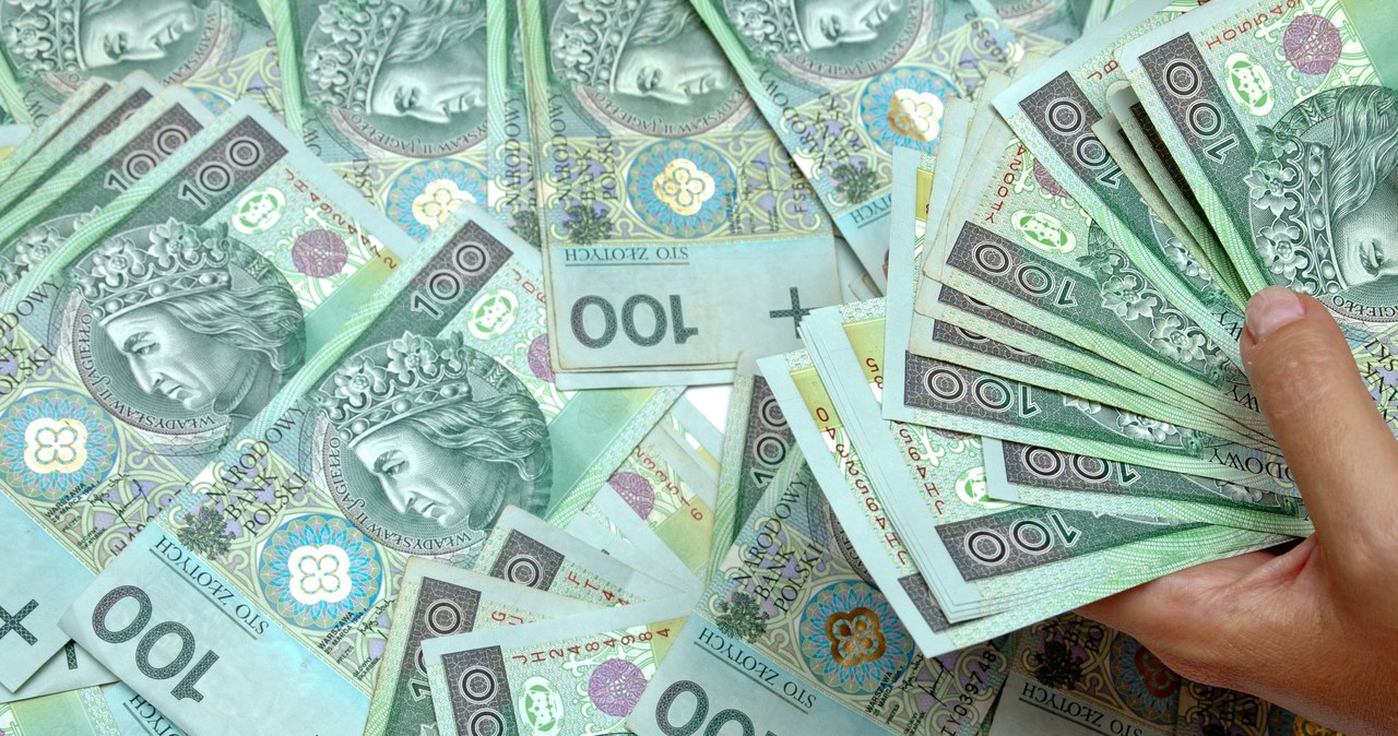 Temat wysokości kosztów pracy w Polsce na tle innych krajów Unii Europejskiej budzi wiele kontrowersji /123RF/PICSEL