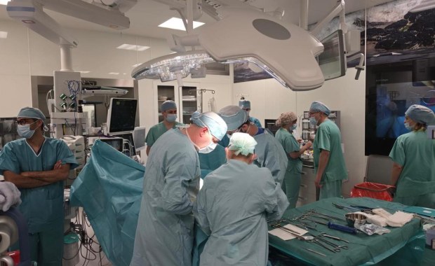 Temperatura ciała - zaledwie 22 stopnie. Poznański szpital dokonał niemal niemożliwego