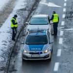 Ten błąd zimą kosztuje kierowców 500 zł. Jak go uniknąć? 