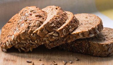 Ten chleb zrobisz w airfryerze. Nie potrzebujesz drożdży ani zakwasu