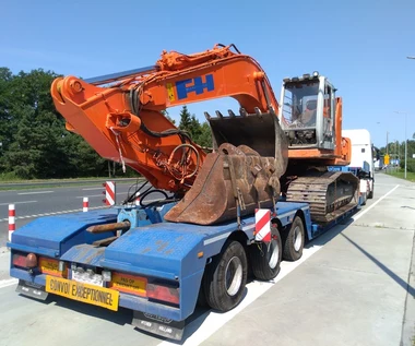 Ten ciężki transport był daleki od doskonałości...