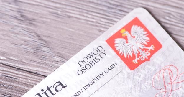 Ten dokument dostaniesz bez wychodzenia z domu /&copy;123RF/PICSEL