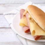 Ten duet się nie lubi? 	Produkty są zbyt podobne do siebie