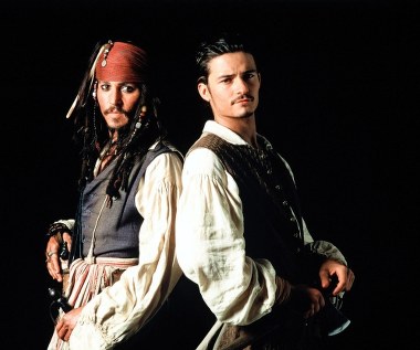 "Ten film to był żart. Wiele osób kręciło nosem na sam pomysł zrobienia czegoś w typowym disnejowskim stylu. To Geoffrey Rush pierwszy wspomniał mi o tym projekcie" - Bloom wspomniał moment, kiedy dowiedział się o realizacji "Piratów z Karaibów".

"Pracowaliśmy wspólnie w Australii nad filmem 'Ned Kelly', Rush powiedział wtedy, że scenariusz 'Piratów...' jest świetny, i że powinienem się nim zainteresować. Nadal wiszę mu dziesięć procent mojej gaży, stale mi o tym przypomina" - śmieje się Bloom.

Był to idealny moment na rozpoczęcie nowej filmowej przygody, Peter Jackson zakończył bowiem właśnie realizację ostatniej części "Władcy Pierścieni". Bloom zainteresował się więc ciekawą propozycją i dostał rolę! Jego postać - Will Turner - była niewątpliwie marzeniem każdej dziewczyny - wierny, waleczny, przystojny, wysportowany.