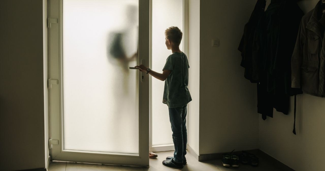 Ten gadżet z Aldi zwiększy twoje bezpieczeństwo w domu za mniej niż 30 zł /adobestock /INTERIA.PL