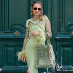 Ten kolor paznokci będziemy nosić jesienią na okrągło. Matcha nails podbijają trendy w manicure 