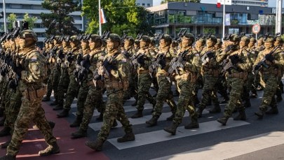 Ten kraj przywraca obowiązkową służbę wojskową. Parlament zdecydował