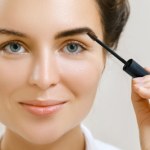 Ten kształt brwi zaskakuje. Czy będzie królował w 2026 roku? 