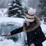 Ten mandat zapamiętasz na długo. Nigdy nie odśnieżaj w ten sposób auta 