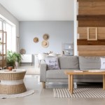 Ten materiał znów jest uwielbiany przez Polaków. Pojawia się we wszystkich wnętrzach 