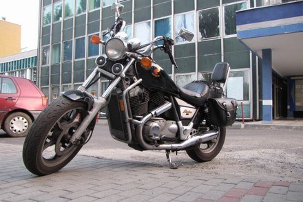 Ten motocykl trafi do policji /RMF