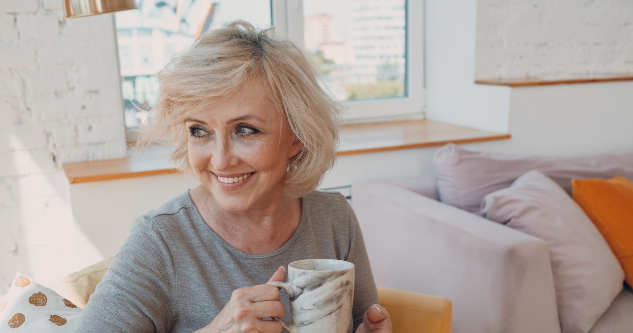 Ten napój dodaje energii i niweluje apetyt na słodkie. Jakie jeszcze posiada właściwości? /Pixel