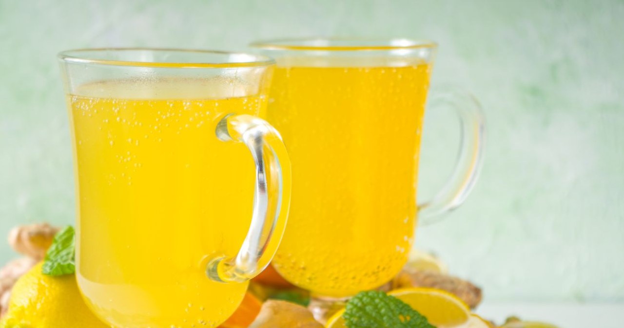 Ten napój przywraca energię w okresie zimowym. Warto spożywać go tuż po śniadaniu. /rimmabondarenko /Canva Pro