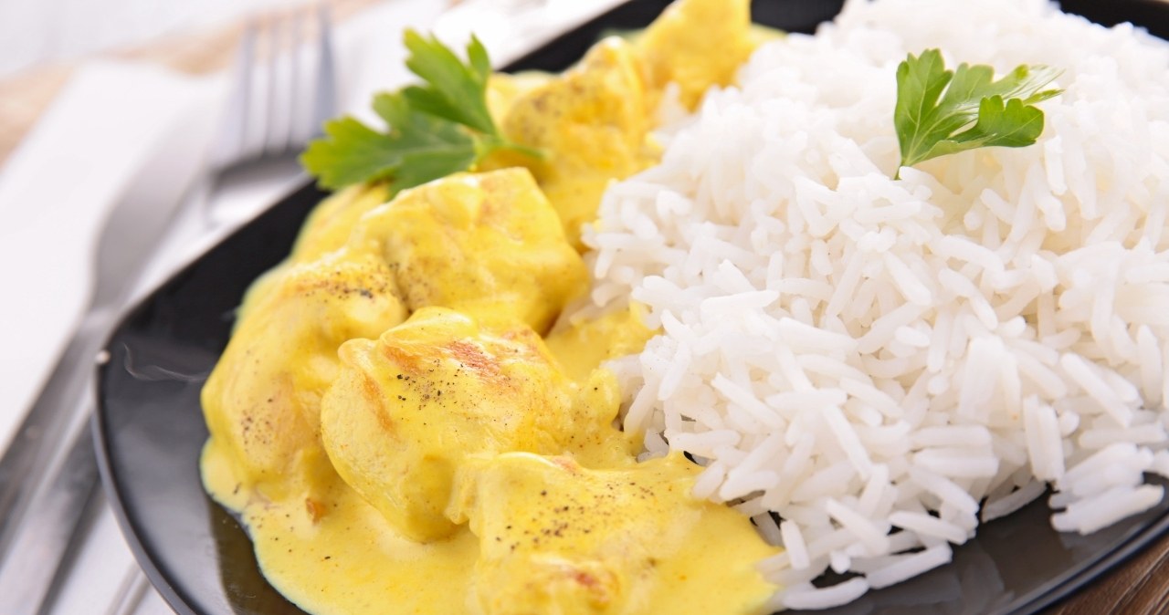 Ten obiad idealnie rozgrzewa zimą /123RF/PICSEL