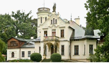 Ten okazały pałac noblista dostał w prezencie. Mieszkał tu tylko latem
