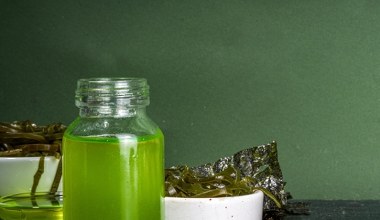 Ten olej jest jeszcze u nas mało znany. Ma ogrom kwasów omega-3, łyżeczka dziennie poprawia pamięć