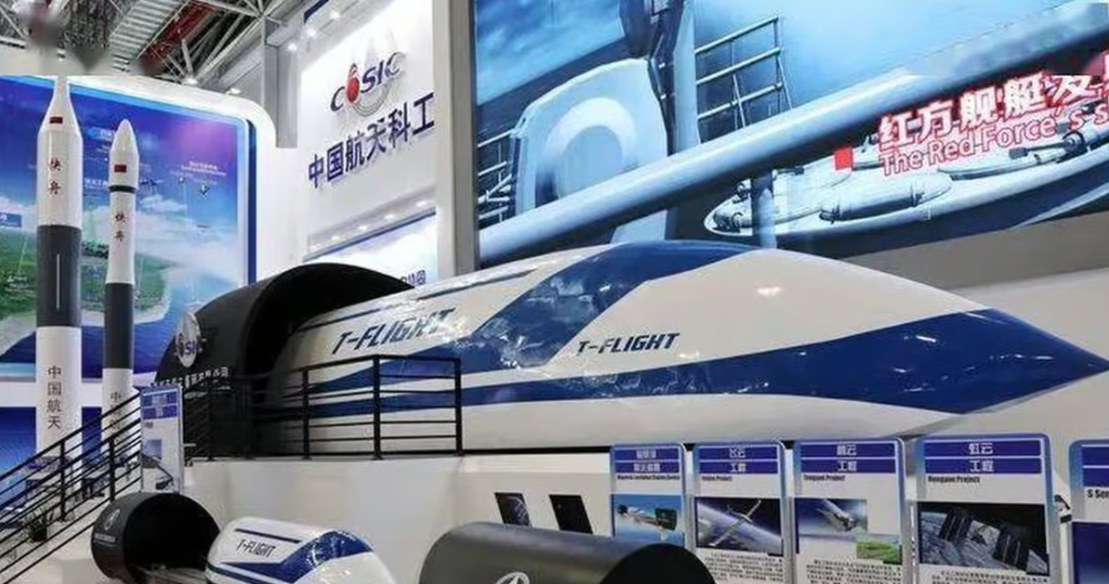 Ten pociąg bije rekordy prędkości w Chinach /CASIC /materiały prasowe