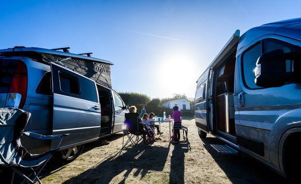 Ten popularny kraj wakacyjny zakazuje parkowania kamperów