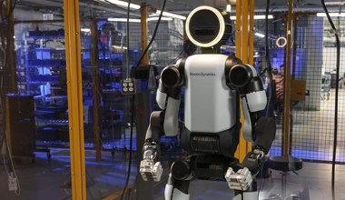 Ten robot humanoidalny trafi do fabryk i zastąpi ludzi