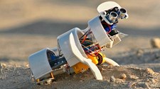 Ten robot zmieni pustynie w zielone oazy
