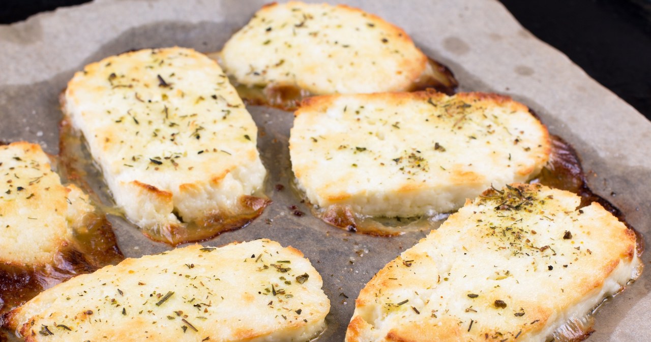 Ten ser to pełnowartościowe źródło białka. Dlaczego warto po niego sięgać? /qwartm /123RF/PICSEL