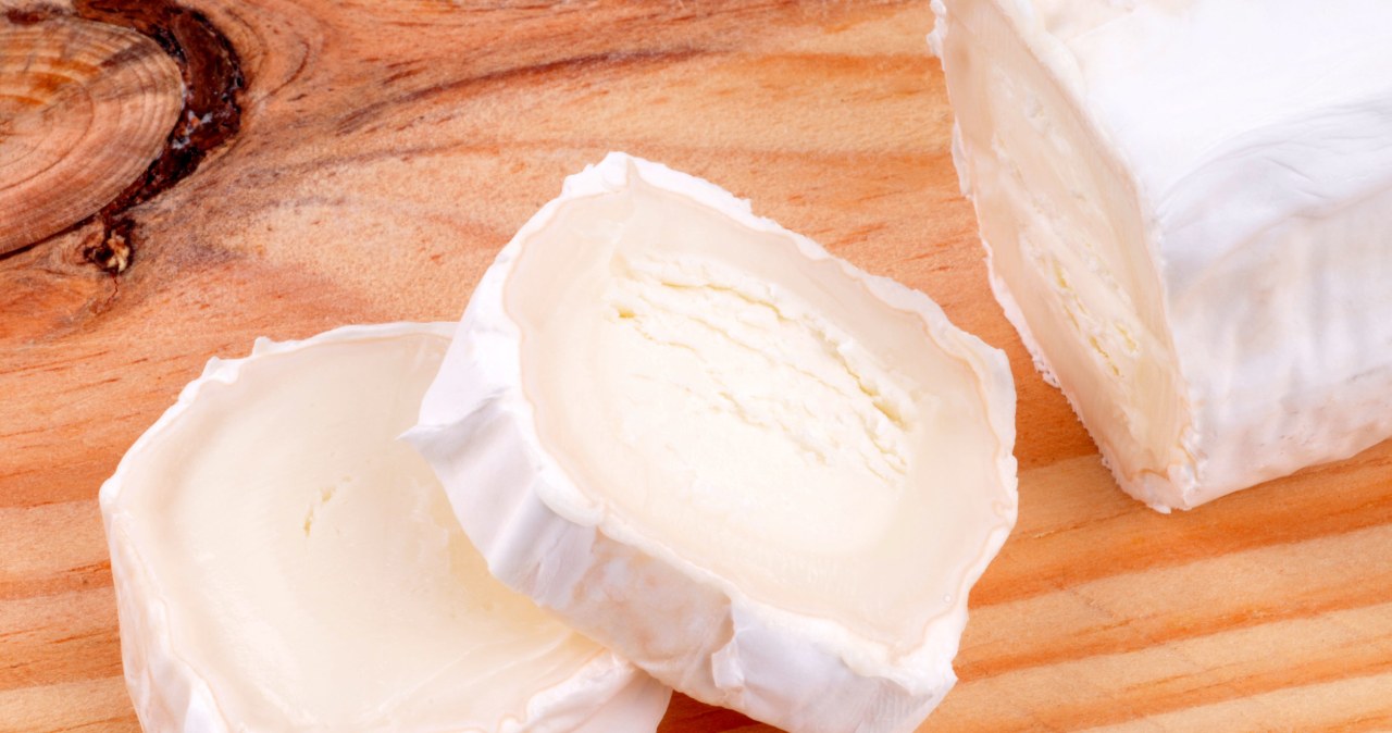 Ten ser za rzadko ląduje na talerzach. Jakie posiada właściwości i dlaczego warto włączyć go do codziennej diety? /123RF/PICSEL